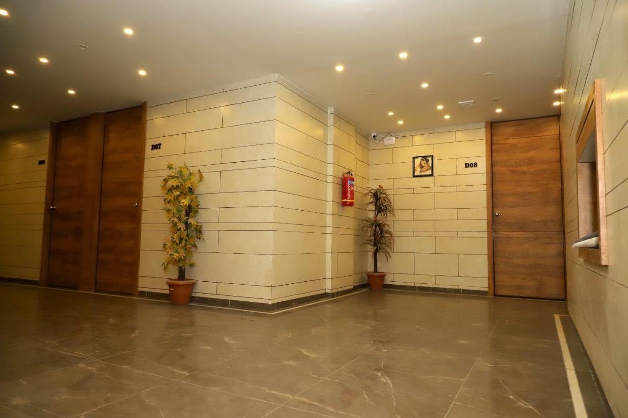 Pātan Hotel Dolphin Residency מראה חיצוני תמונה