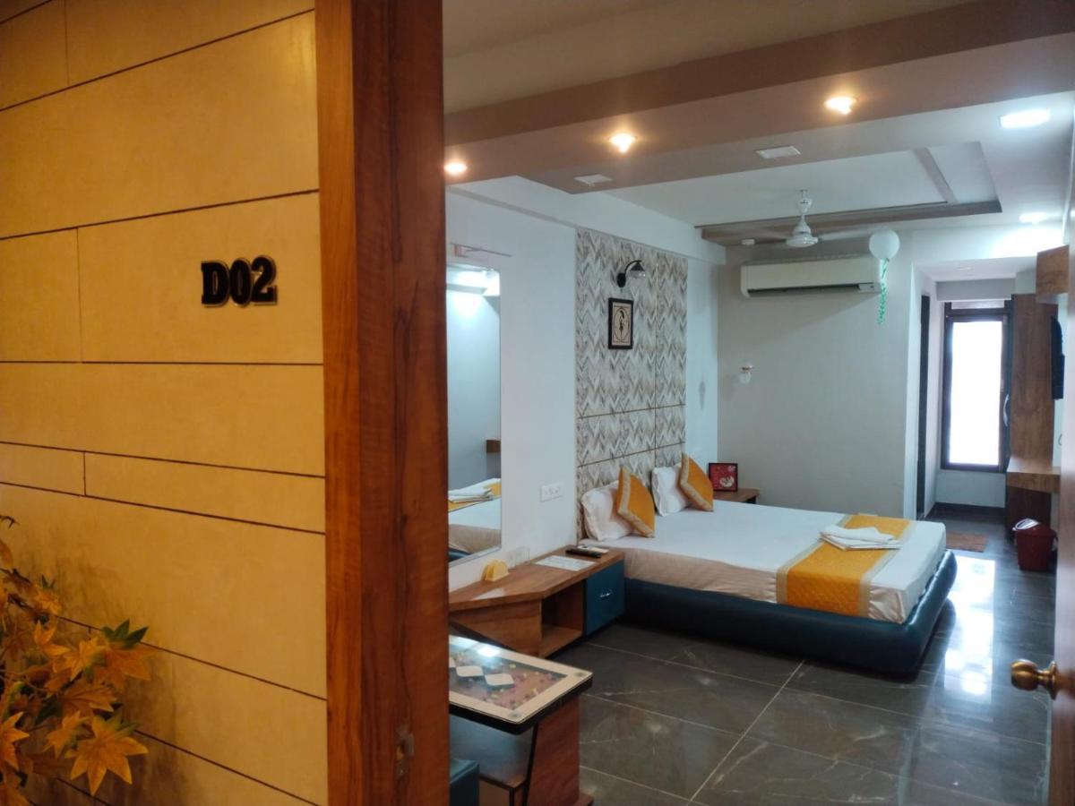 Pātan Hotel Dolphin Residency מראה חיצוני תמונה