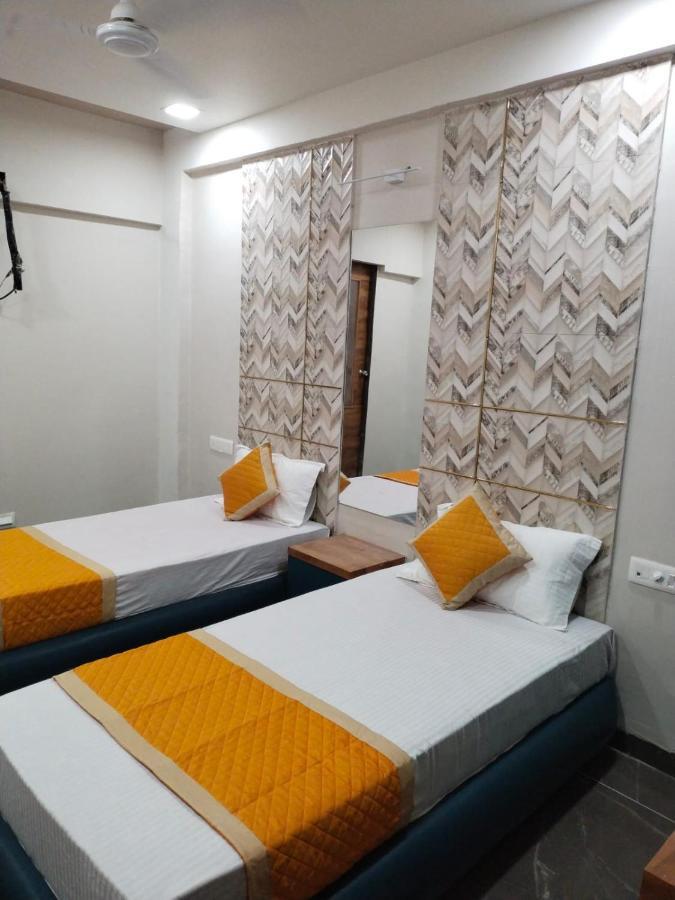 Pātan Hotel Dolphin Residency מראה חיצוני תמונה
